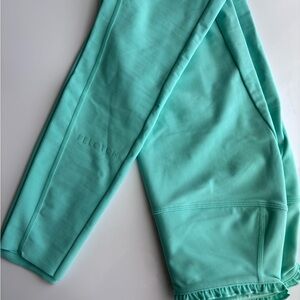 Peloton Aqua Ruffle Waist Leggings